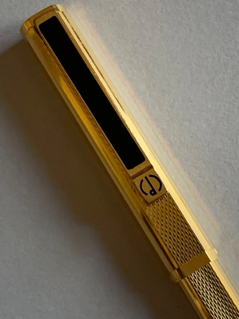 Vintage Dunhill Gemline Gold Plated Barleycorn Ballpoint Pen Black Enamel Clip